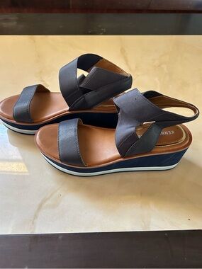 Kenneth Cole Navy and Brown Platform Wedge Sandals